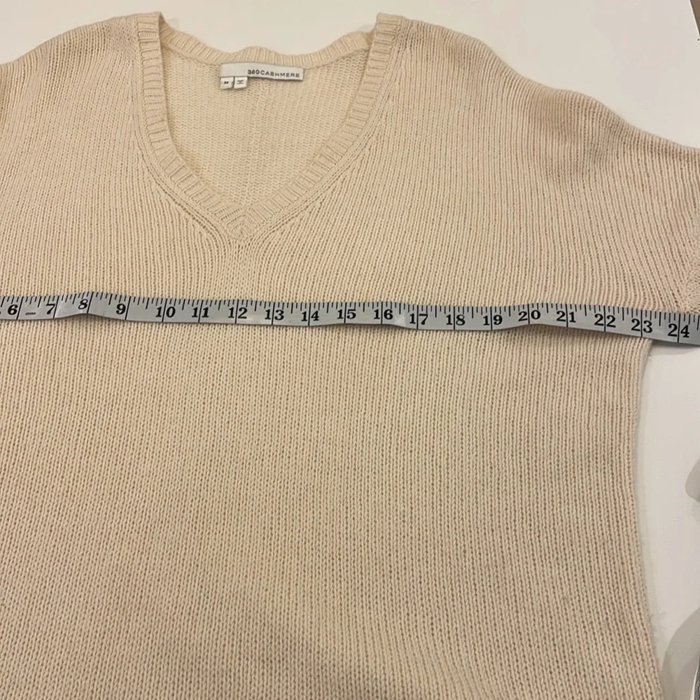 360 Cashmere cream sweater size medium - Picture 11 of 12